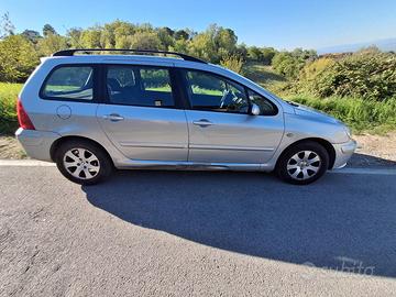 peugeot  307 station anno 2004