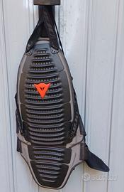 DAINESE Paraschiena moto con bretelle
