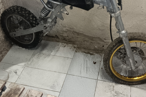 Telaio e motore pit bike 125 14/12