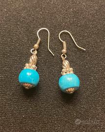 Orecchini a Buco con Sfera Azzurra