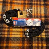 Catena moto più lucchetto