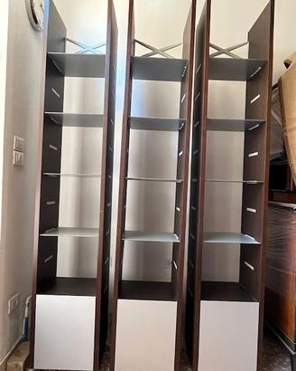 TRE COLONNE SCAFFALE