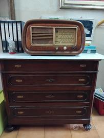 Radio antica in radica