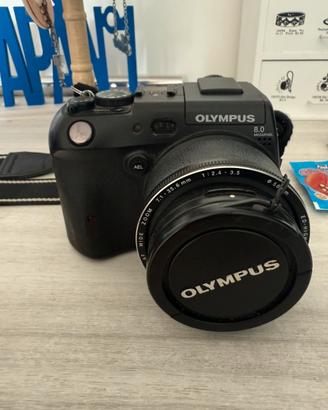 Fotocamera Olympus Camedia C-8080 Wide Zoom