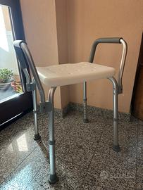 Sgabello per doccia