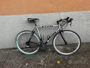 Bicicletta corsa carbonio Look