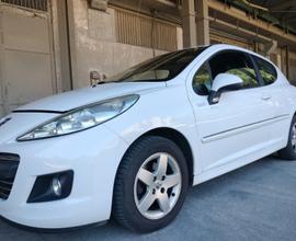 Peugeot 207 diesel hdi 1.4 - 2010