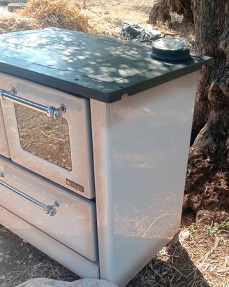 Cucina a legna