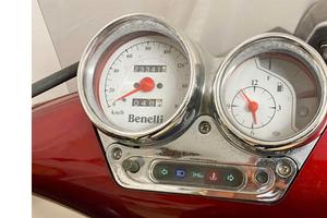 scooter benelli 150