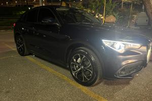 Stelvio 2.2 210 Q4