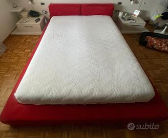 Letto matrimoniale 