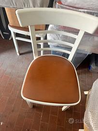 4 sedie in legno 80€