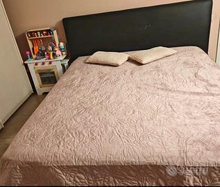 letto matrimoniale con contenitore e materasso
