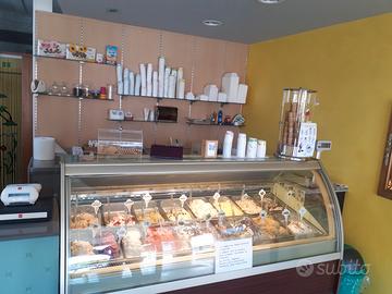 Arredamento gelateria