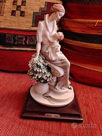 Maternity with flowers 1973