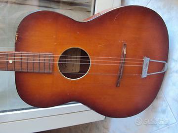 CHITARRA CLASSICA DELLA CRUCIANELLI 1967