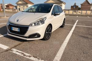 Peugeot 208 I 2015 5p 1.6 bluehdi Allure 75cv