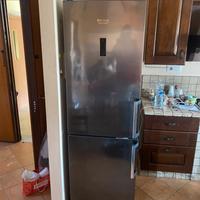 Frigorifero Hotpoint Ariston 200 cm