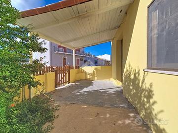 3 LOCALI A VALLEDORIA