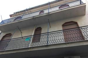 Casa indipendente al centro commerciale del paese