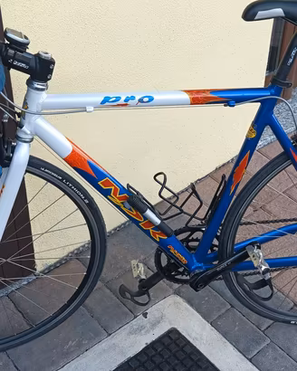 Bicicletta da corsa NSR Pro Fire perfetta!