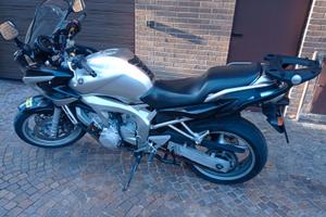 Yamaha FZS 600 Fazer - 2004