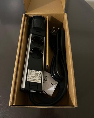 Torretta estraibile con 3 prese schuko e 2 USB a s