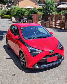 Toyota Aygo 1.0 72 CV Connect 5 porte Neopatentati
