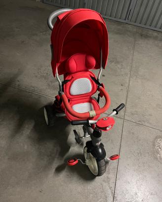 Triciclo a pedali passeggino