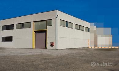Capannone in zona aeroporto