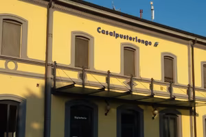 INDIPENDENTE DI 170mq CON GIARDINO E BOX PRIVATO