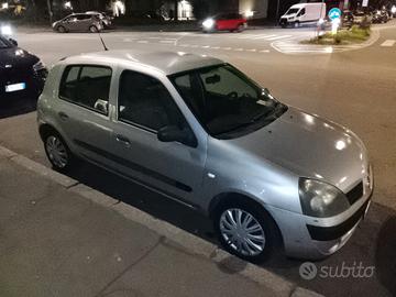 Renault Clio  EURO4 Benzina–Ok Milano–Neopatentati