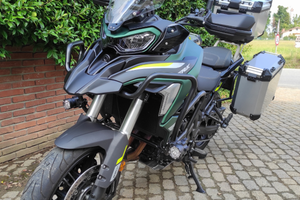 Benelli TRK 702 Stradale