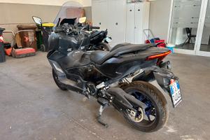 Yamaha tmax 2025