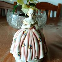 Damigella ceramica fine anni 40