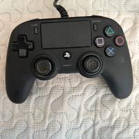 Pad ps4 della nacon