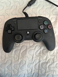 Pad ps4 della nacon