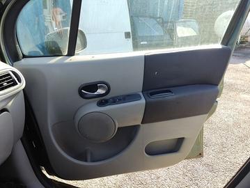 Pannello porta ant dx RENAULT MODUS del 2005