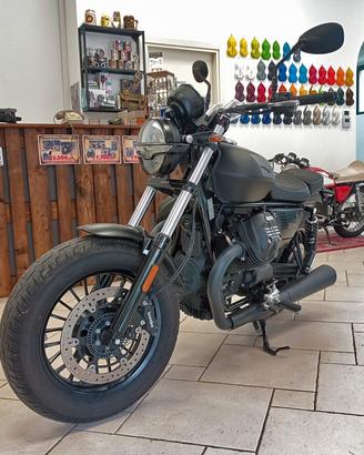 Moto Guzzi V9 Bobber - Unico proprietario