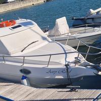 Barca cabinata a motore 6,40 mt Saver Manta 21