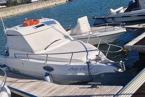 Barca cabinata a motore 6,40 mt Saver Manta 21