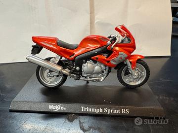 Modellino MAISTO TRIUMPH SPRINT RS