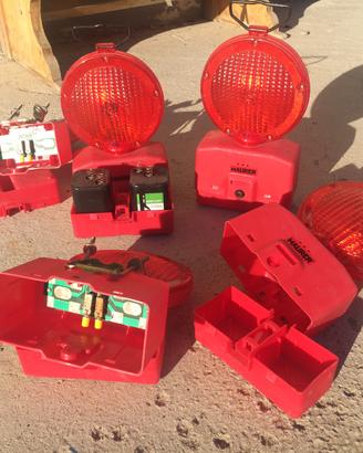 Luci bifacciali piu caschetti protezione