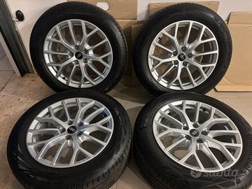 Cerchi R18 originali Audi nuovi