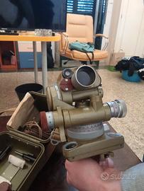 Teodolite russo in buonissime condizioni
