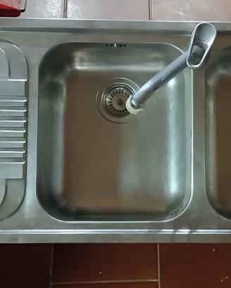 Lavello cucina in acciaio due vasche  gocciolatoio