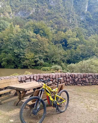 Cannondale moterra 
