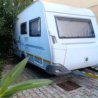 CARAVAN/RULOTTE KNAUS 595