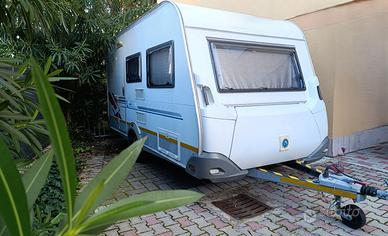 CARAVAN/RULOTTE KNAUS