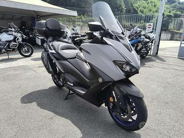 YAMAHA T-Max 560 Abs